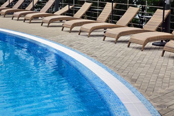 Cost of Poolside Hardscaping in Murfreesboro